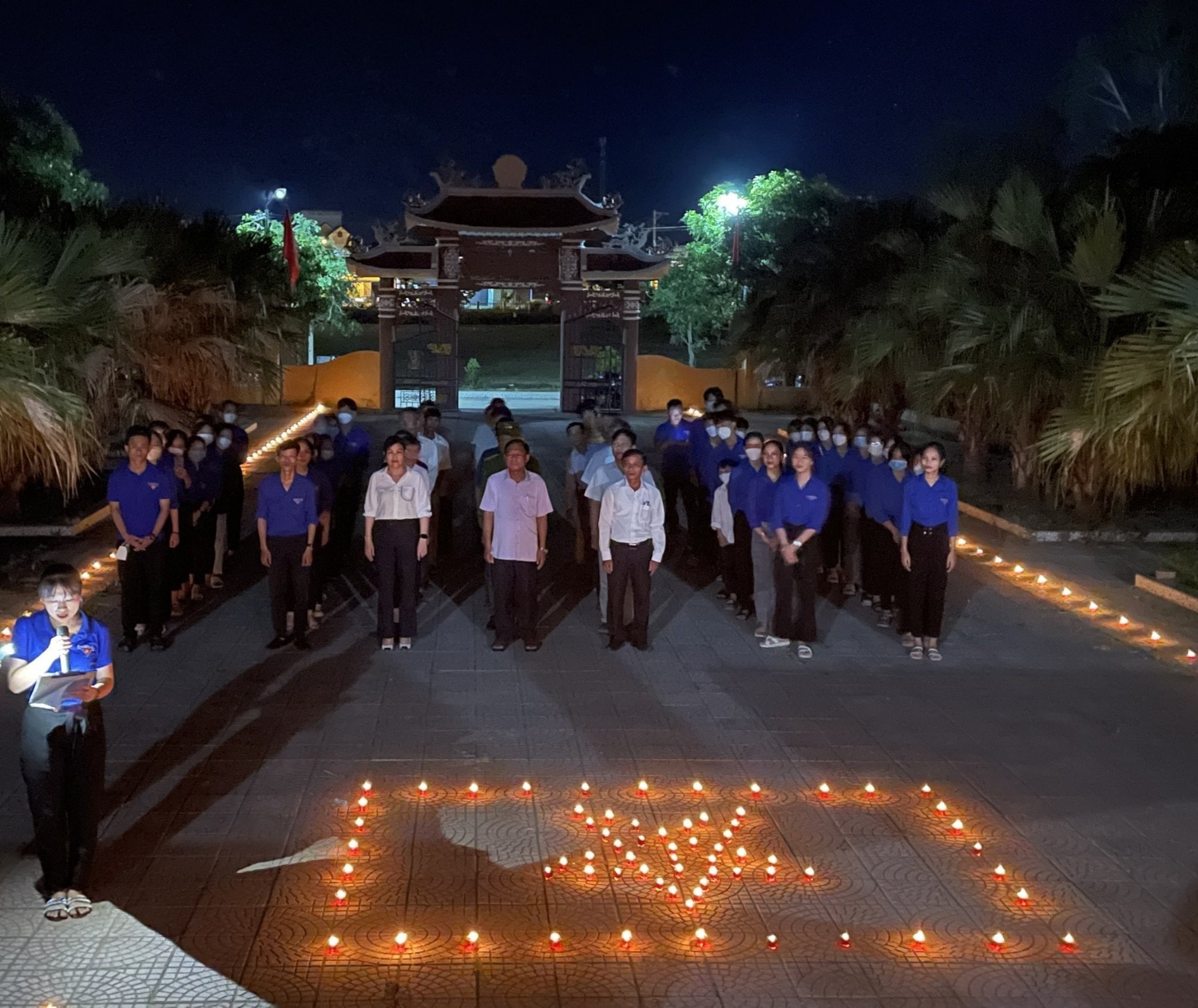 Tuổi trẻ Điện Hồng tổ chức chương trình "Thắp nến tri ân" năm 2022