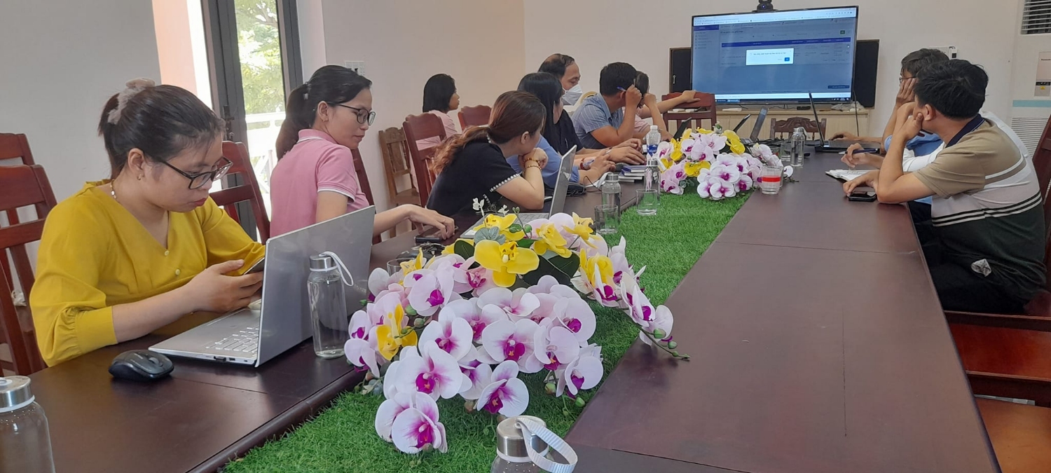 Tập huấn triển khai DVC cho DVTN xã Điện Phong